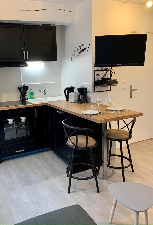 Studio Centre Ville -001 รูออง ภายนอก รูปภาพ