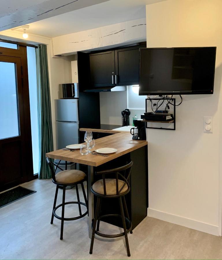 Studio Centre Ville -001 รูออง ภายนอก รูปภาพ